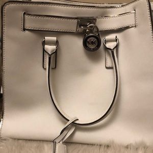 White Hamilton bag
